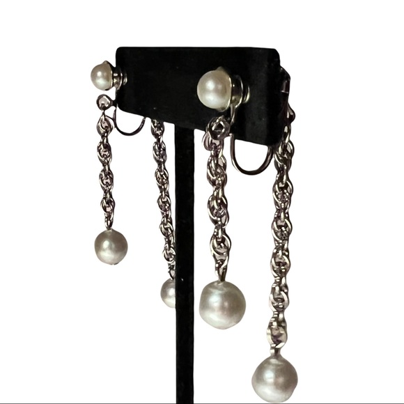 VTG 50s Faux Pearl and silver tone chain dangle earrings Never Worn - Picture 5 of 7
